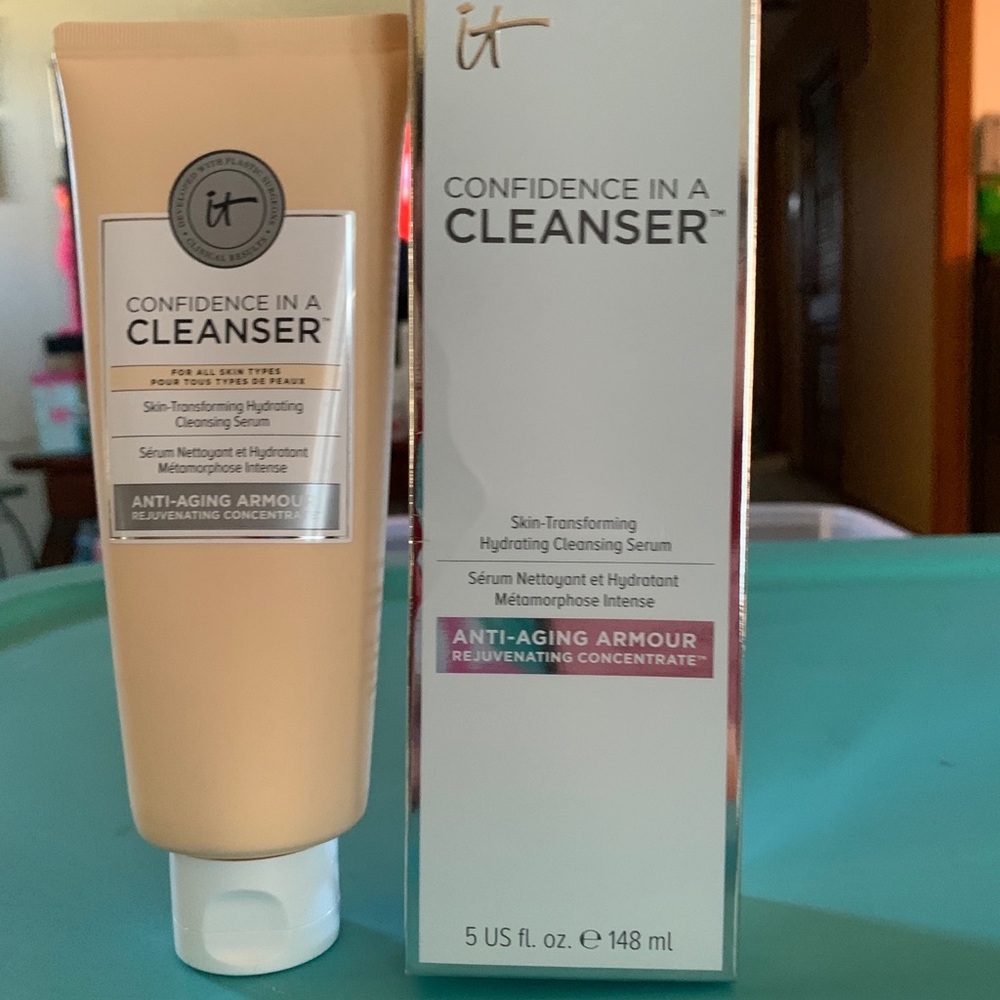 it Cosmetics Confidence in a Cleanser